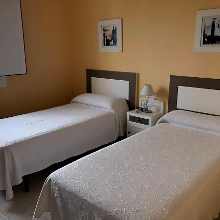 Playa Arnela בית נופש *